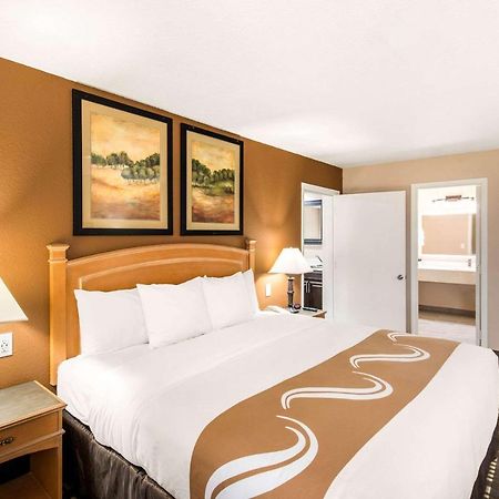 Quality Inn & Suites Plano East - Richardson Kültér fotó