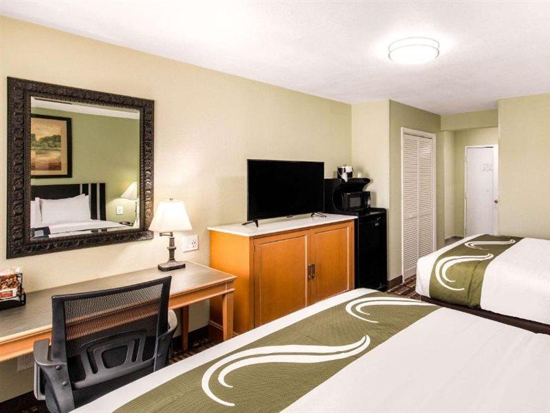 Quality Inn & Suites Plano East - Richardson Kültér fotó