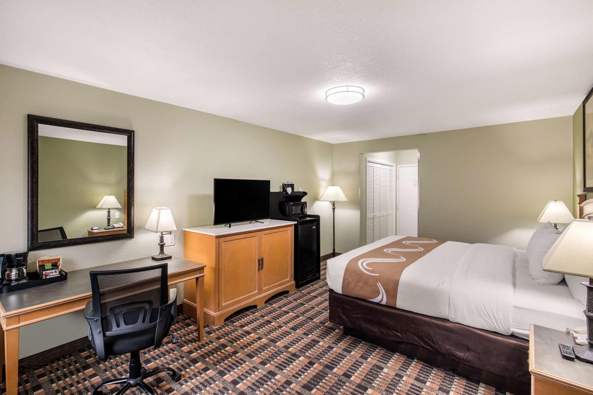 Quality Inn & Suites Plano East - Richardson Kültér fotó