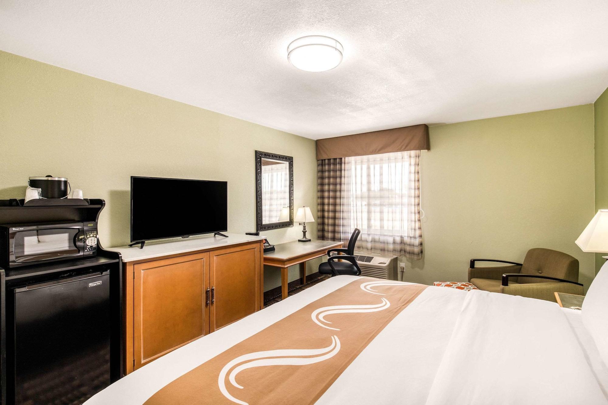 Quality Inn & Suites Plano East - Richardson Kültér fotó