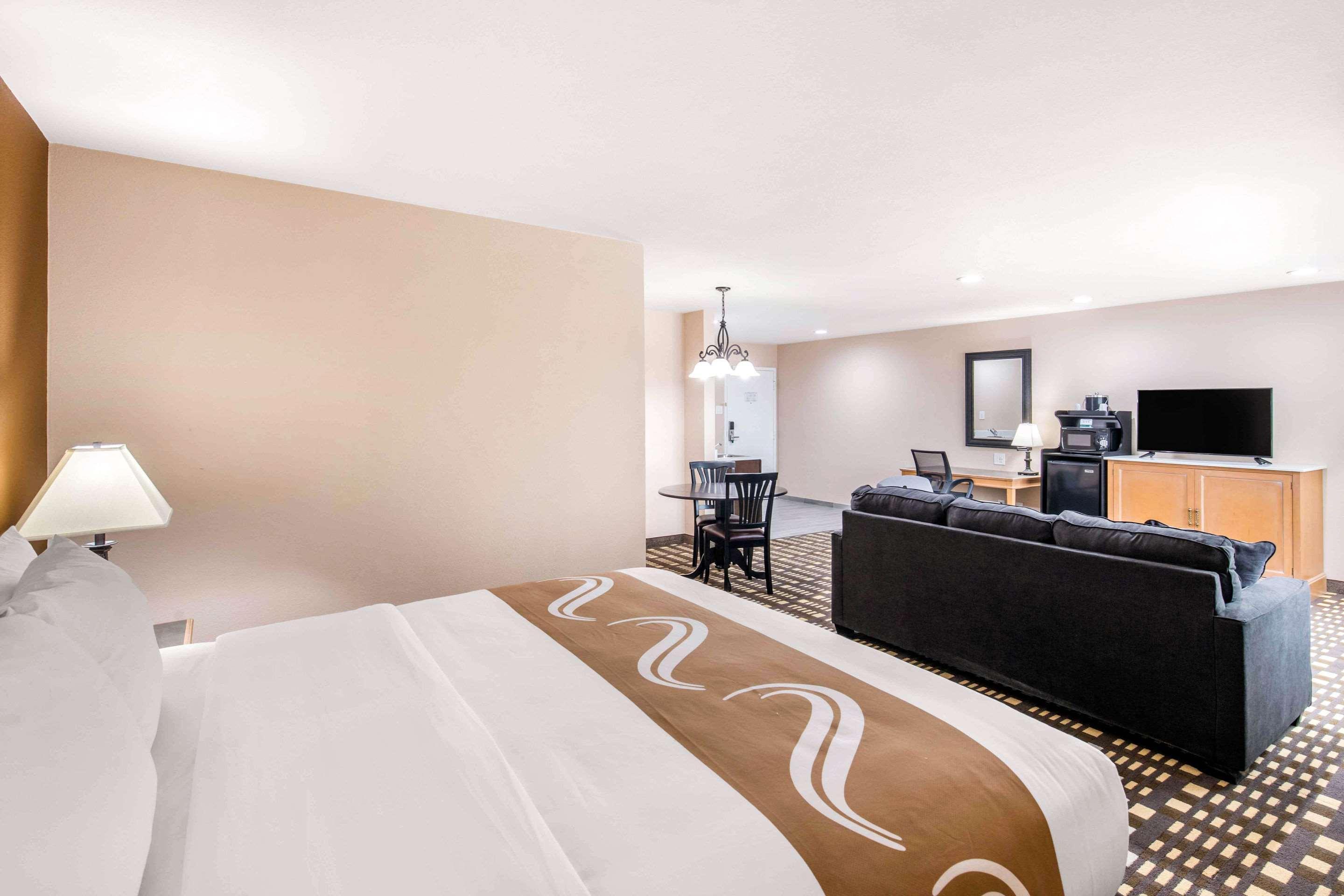 Quality Inn & Suites Plano East - Richardson Kültér fotó