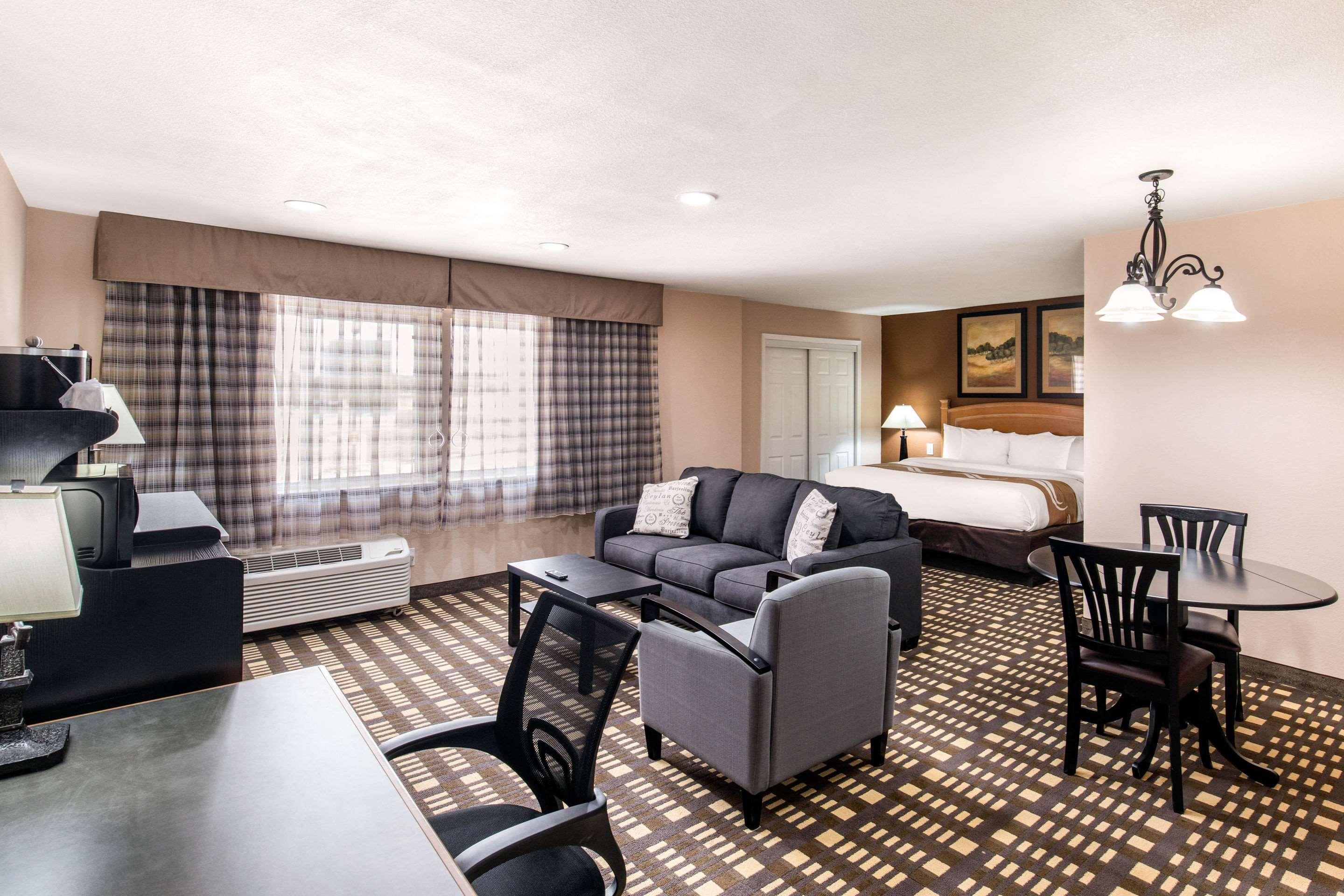 Quality Inn & Suites Plano East - Richardson Kültér fotó