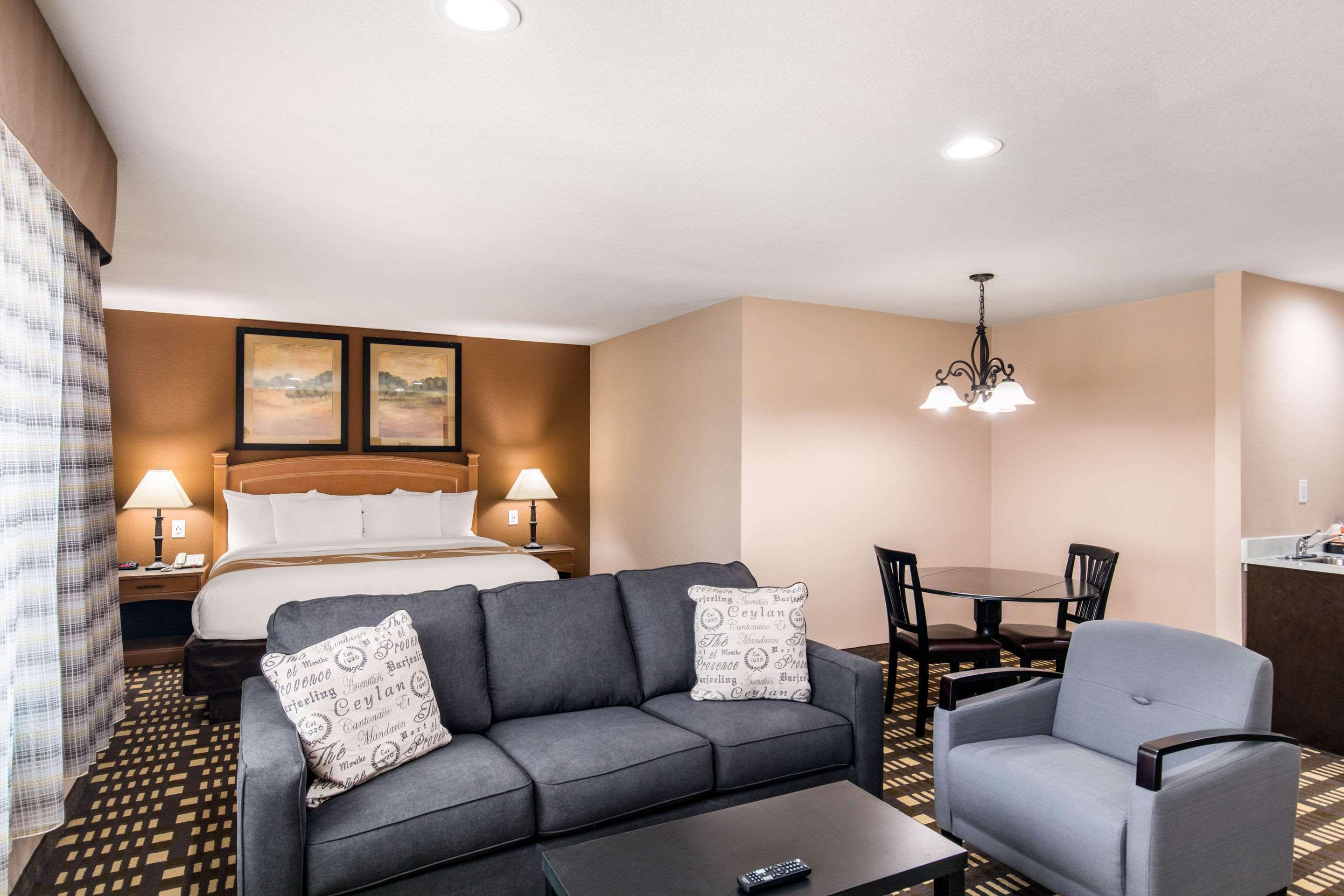 Quality Inn & Suites Plano East - Richardson Kültér fotó