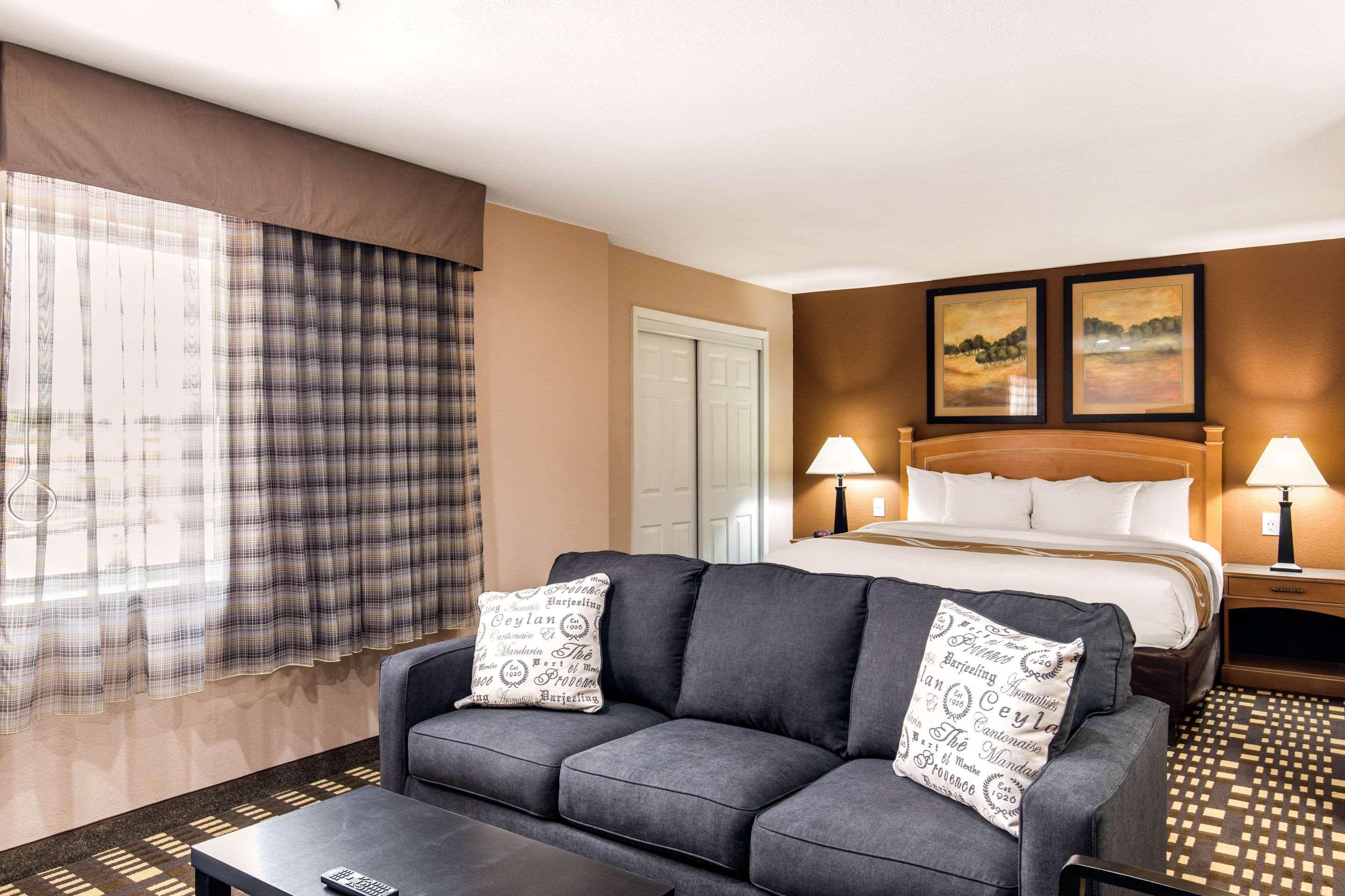 Quality Inn & Suites Plano East - Richardson Kültér fotó