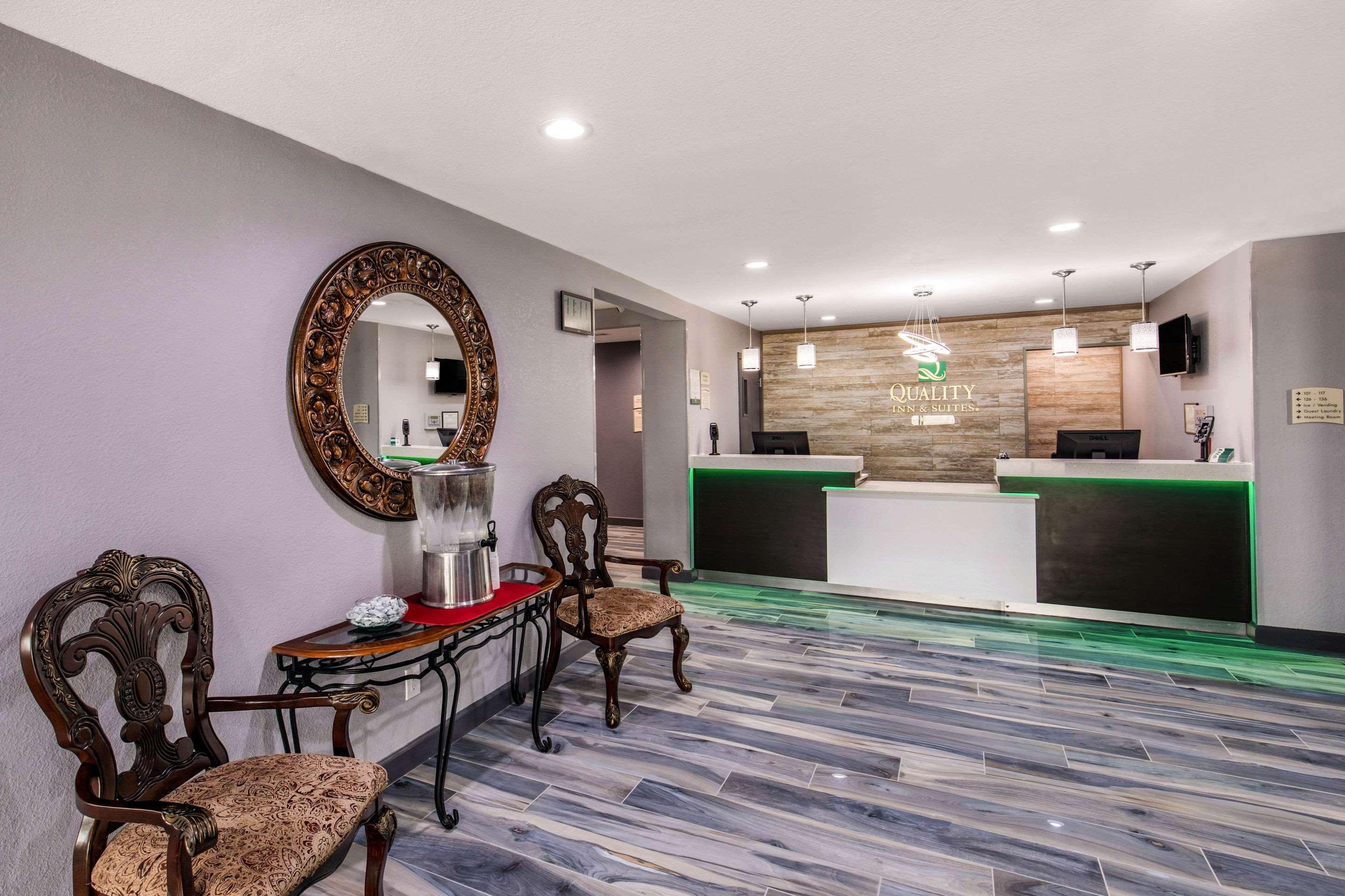 Quality Inn & Suites Plano East - Richardson Kültér fotó